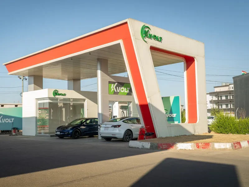 Station de recharge rapide en courant continu pour véhicules électriques